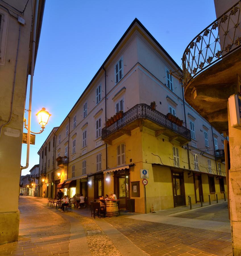 Palazzo Centro Alloggi Vacanza Apartment Nizza Monferrato Exterior photo