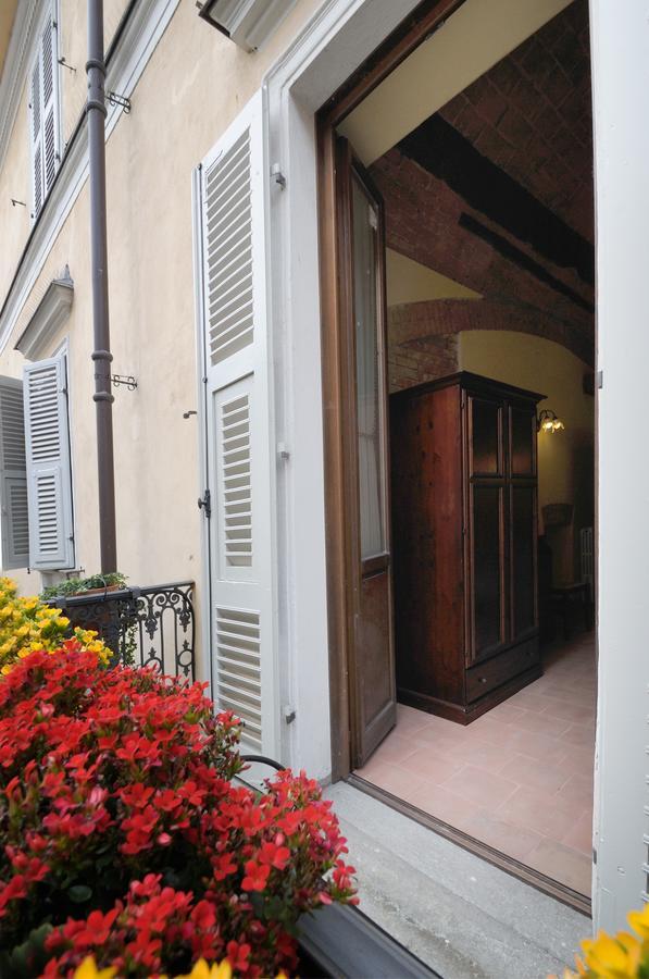 Palazzo Centro Alloggi Vacanza Apartment Nizza Monferrato Exterior photo